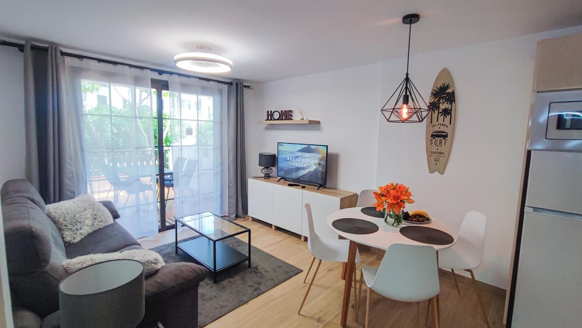 Diamantes - Relaxing Tenerife Getaway - Heated Pool - Los Cristianos Los Cristianos  Exterior photo